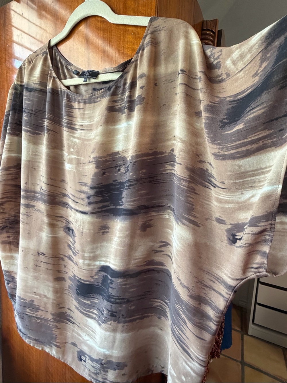 GUESS Los Angeles Abstract Print Dolman Batwing Blouse Top XL